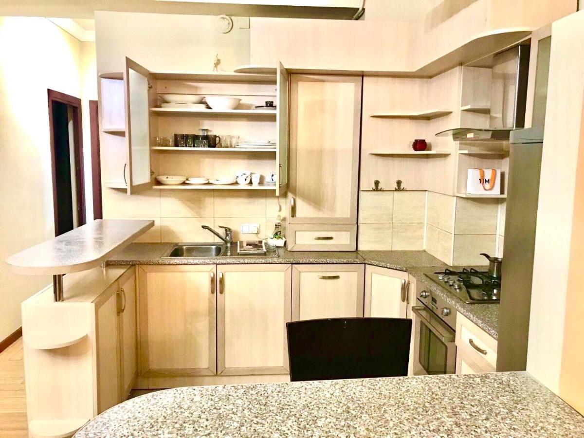 Mount Hood Apartments Yerevan Ngoại thất bức ảnh
